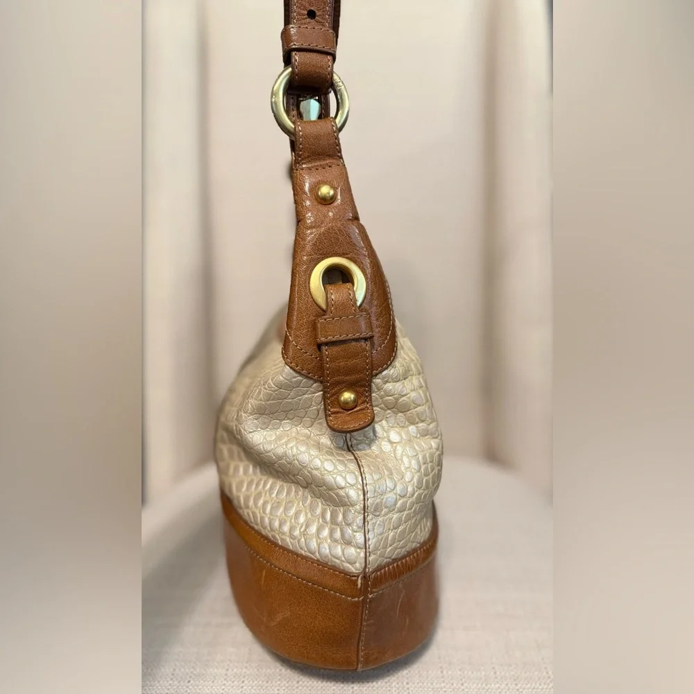 Brahmin Cream and Brown Croc-Embossed Leather Shoulder Bag